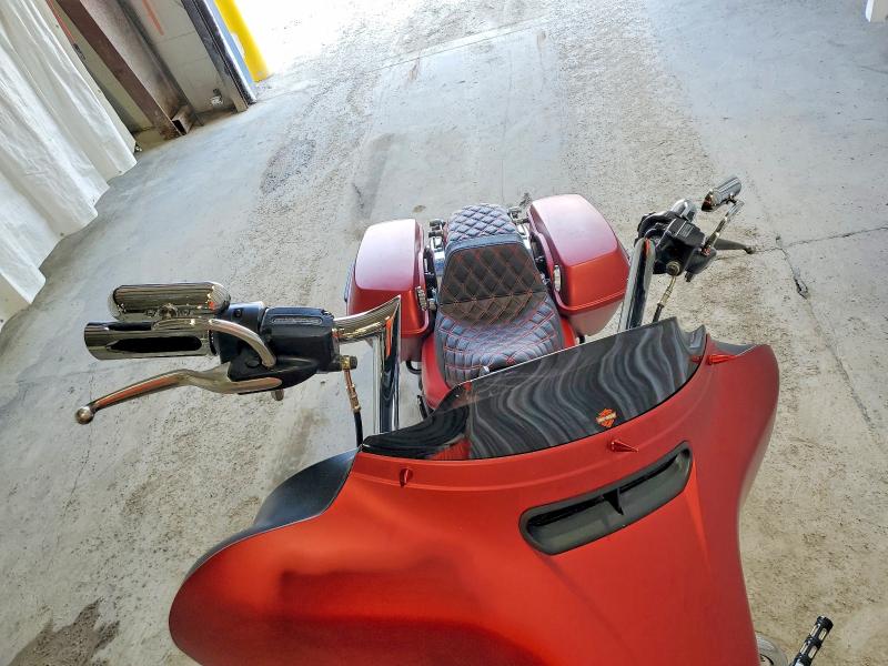 Продажа на аукционе авто 2016 Harley-davidson Flhxs, vin: 1HD1KRM18GB606388, номер лота: 61911536