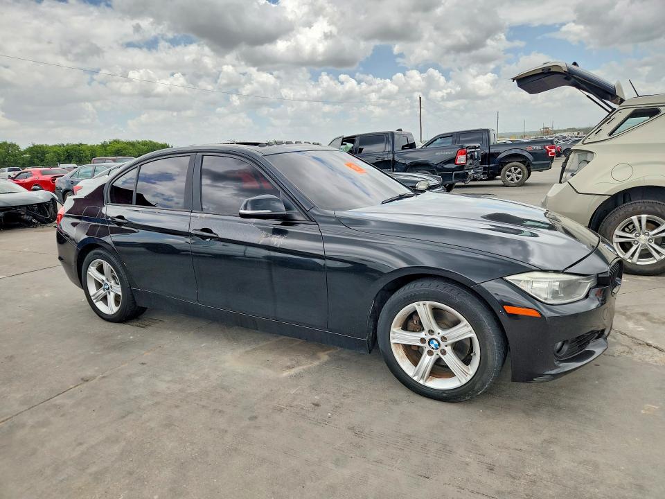 2015 Bmw 328 მანქანა იყიდება აუქციონზე, vin: WBA3B5C53FF960105, აუქციონის ნომერი: 61238316