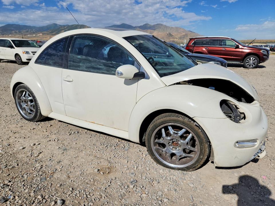 59851176 :رقم المزاد ، 3VWCR31C75M405450 vin ، 2005 Volkswagen New Beetle مزاد بيع