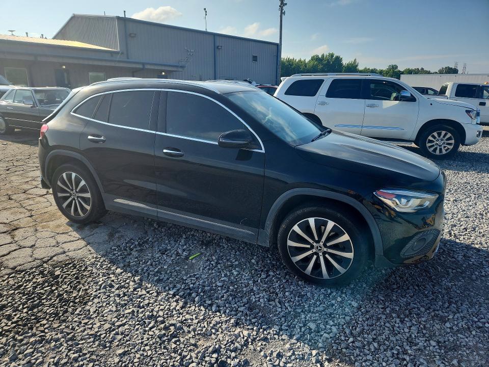 60647356 :رقم المزاد ، W1N4N4HB4NJ343307 vin ، 2022 Mercedes-benz Gla مزاد بيع
