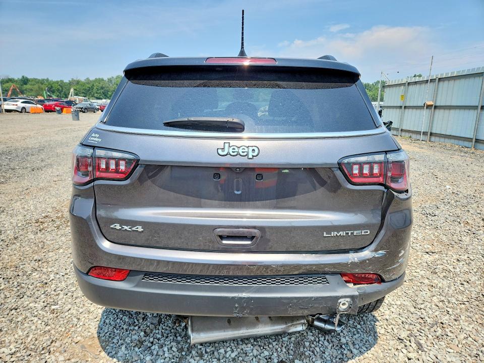 61722066 :رقم المزاد ، 3C4NJDCB3NT204583 vin ، 2022 Jeep Compass مزاد بيع