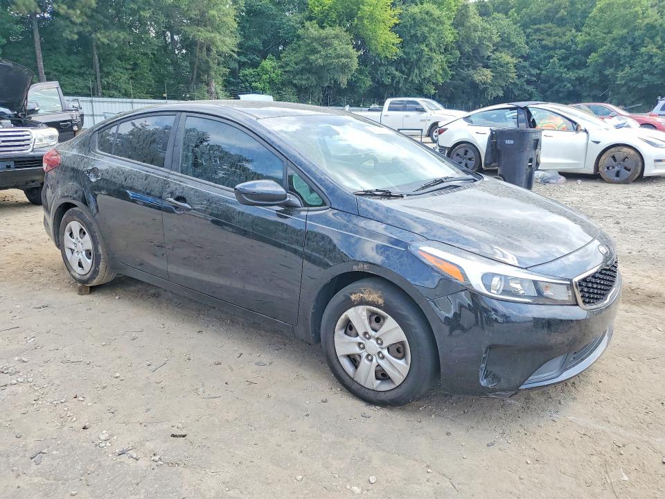 59533776 :رقم المزاد ، 3KPFK4A77HE040828 vin ، 2017 Kia Forte مزاد بيع