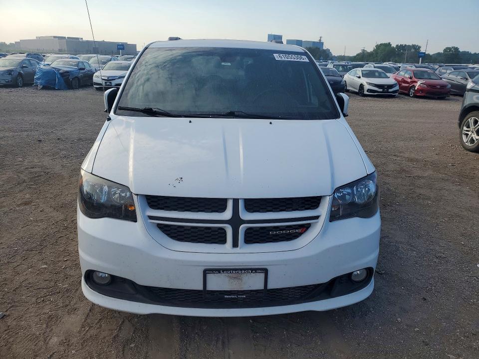 Продажа на аукционе авто 2018 Dodge Grand Caravan, vin: 2C4RDGEG1JR336368, номер лота: 61055306