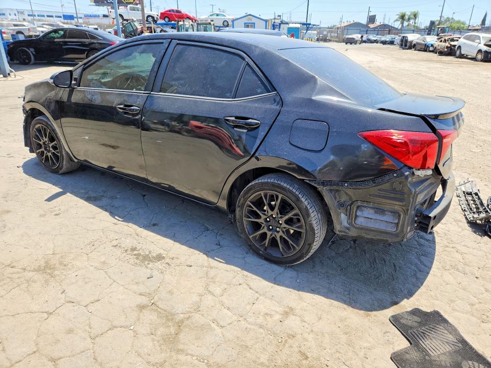 61162316 :رقم المزاد ، 5YFBURHE8HP577930 vin ، 2017 Toyota Corolla مزاد بيع