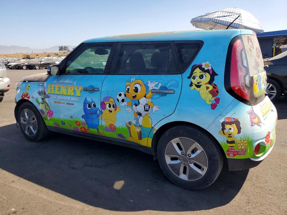 60870746 :رقم المزاد ، KNDJX3AE7J7032271 vin ، 2018 Kia Soul Ev مزاد بيع