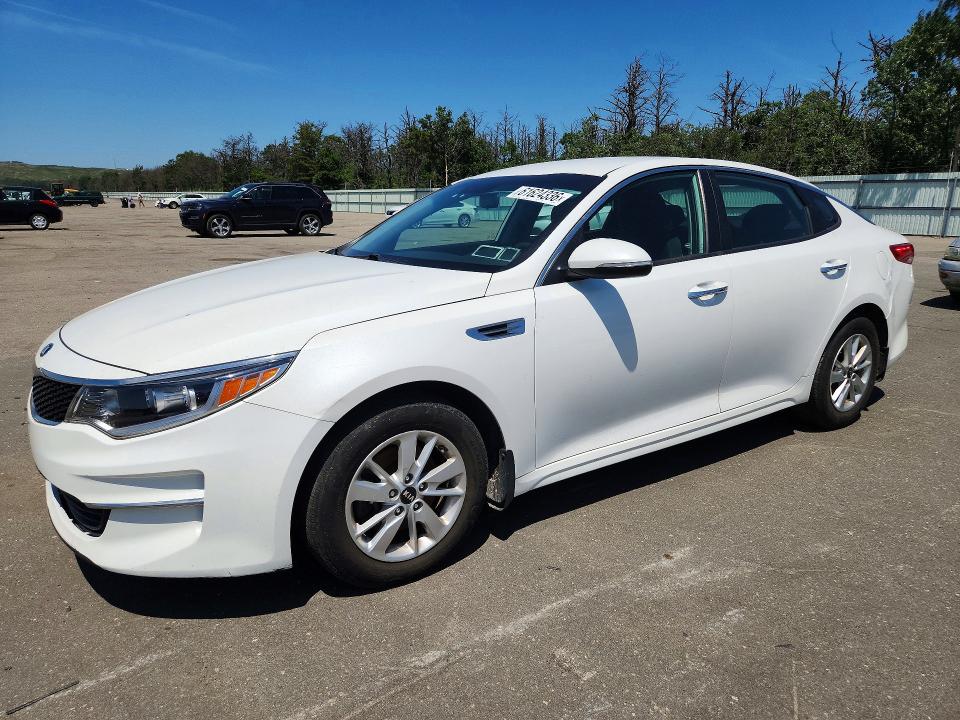 Продаж на аукціоні авто 2016 Kia Optima, vin: KNAGT4L34G5074065, номер лоту: 61624336