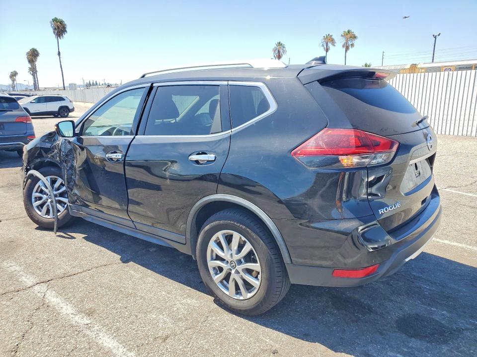 Продажа на аукционе авто 2018 Nissan Rogue, vin: KNMAT2MT4JP501686, номер лота: 61722236