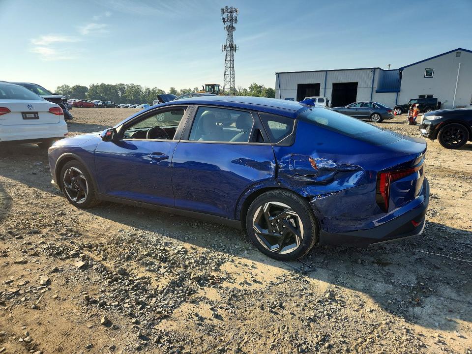 Продажа на аукционе авто 2025 Kia K4, vin: 3KPFU4DE1SE120881, номер лота: 61078086