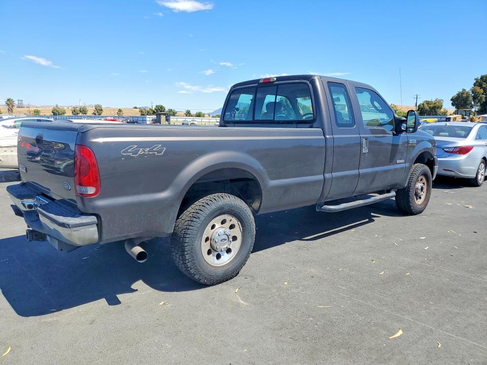 2005 Ford F250 მანქანა იყიდება აუქციონზე, vin: 1FTSX21P05EB21584, აუქციონის ნომერი: 62006706
