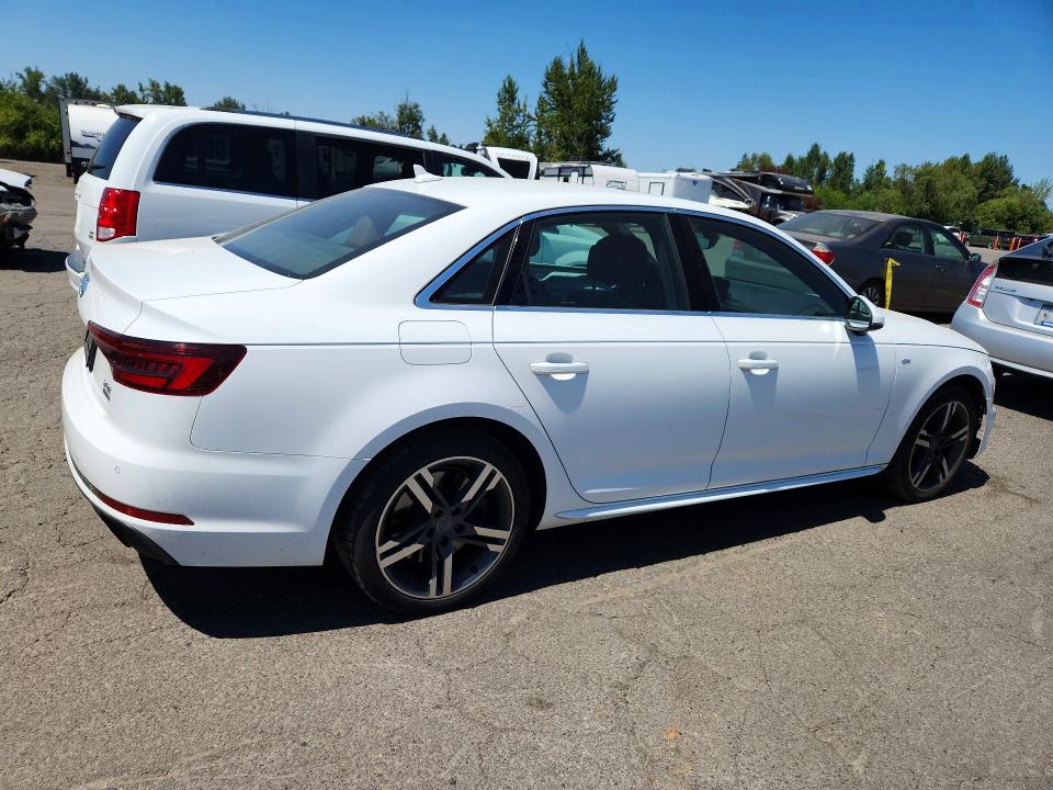 Продаж на аукціоні авто 2018 Audi A4, vin: WAUENAF43JN004813, номер лоту: 60705196