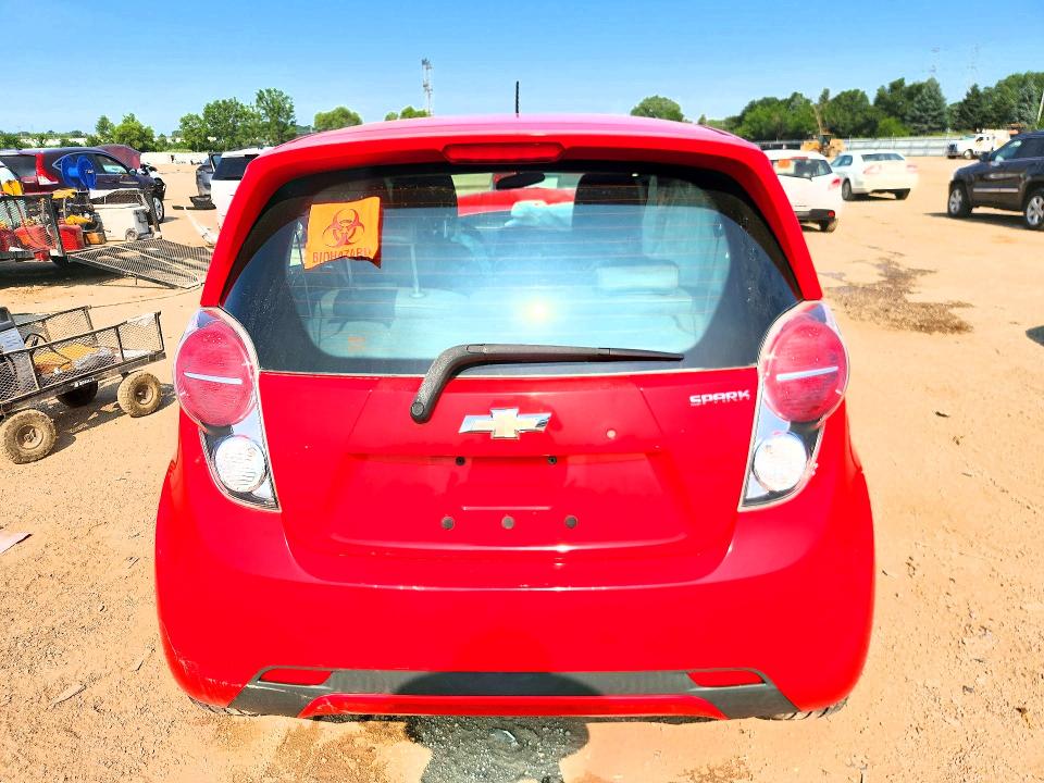 60809366 :رقم المزاد ، KL8CD6S99FC763277 vin ، 2015 Chevrolet Spark مزاد بيع