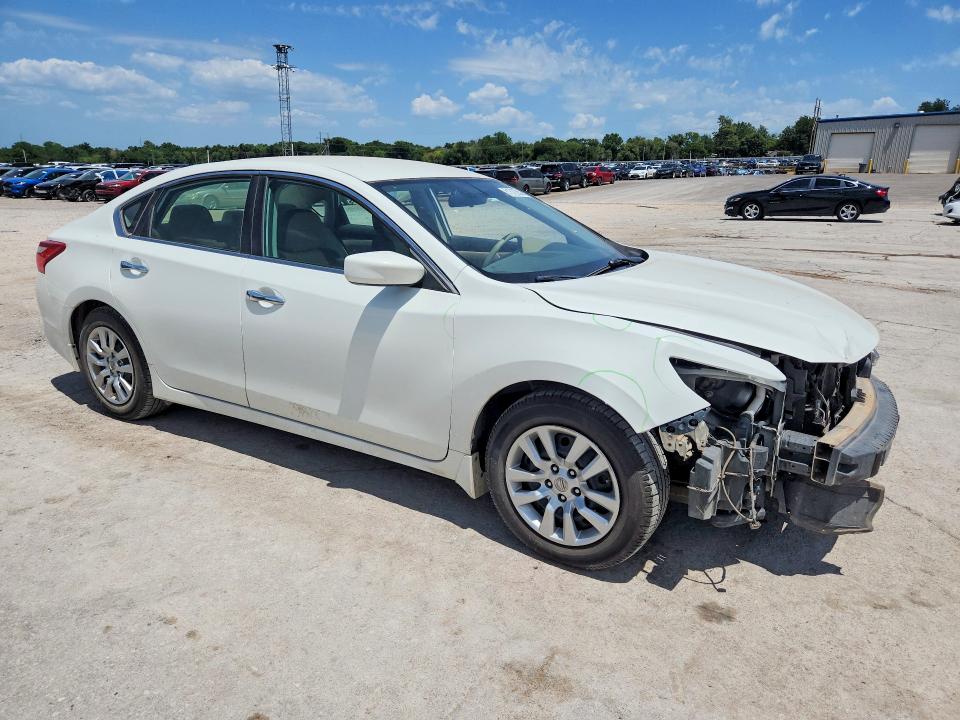 61572006 :رقم المزاد ، 1N4AL3AP0GN380226 vin ، 2016 Nissan Altima مزاد بيع