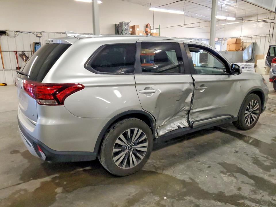 2020 Mitsubishi Outlander მანქანა იყიდება აუქციონზე, vin: JA4AD3A36LZ023344, აუქციონის ნომერი: 59346716