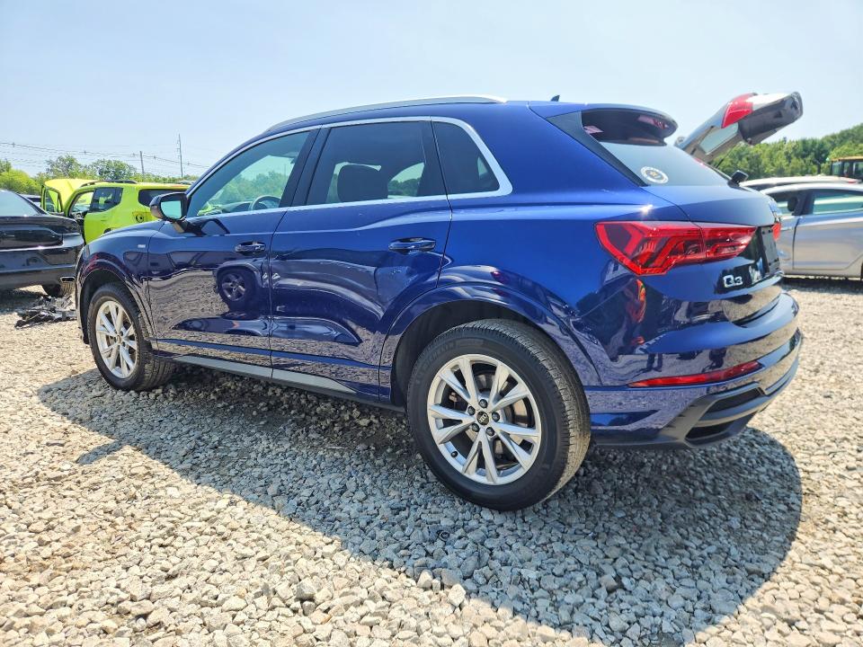 62209616 :رقم المزاد ، WA1DECF38M1017080 vin ، 2021 Audi Q3 مزاد بيع