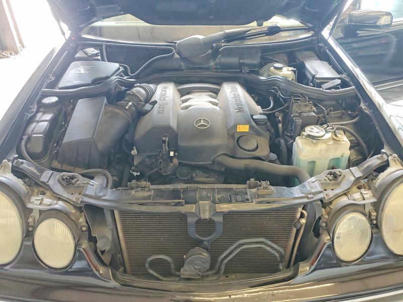 2000 Mercedes-benz E მანქანა იყიდება აუქციონზე, vin: WDBJF65J7YB110226, აუქციონის ნომერი: 61922226