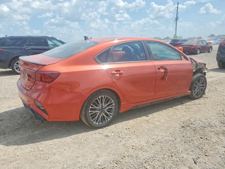 62644366 :رقم المزاد ، 3KPF54ADXPE610249 vin ، 2023 Kia Forte مزاد بيع