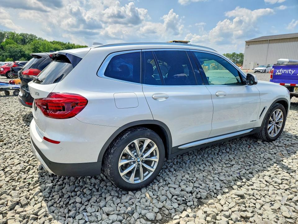 Продаж на аукціоні авто 2018 Bmw X3, vin: 5UXTR9C56JLC76649, номер лоту: 61754016