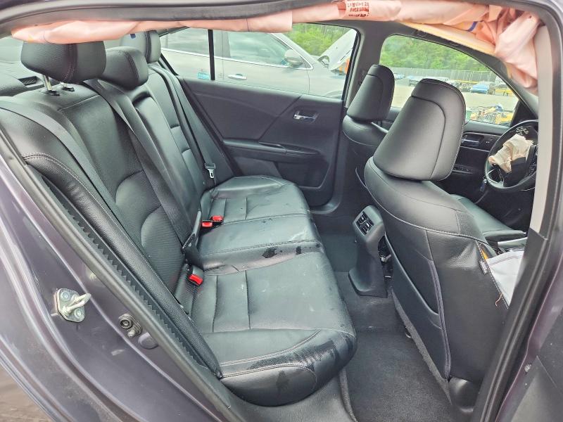 2015 Honda Accord მანქანა იყიდება აუქციონზე, vin: 1HGCR6F51FA010646, აუქციონის ნომერი: 62997406