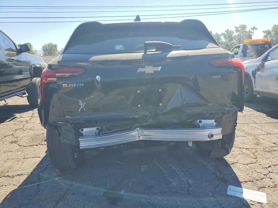 2024 Chevrolet Blazer მანქანა იყიდება აუქციონზე, vin: 3GNKDBRJ5RS200437, აუქციონის ნომერი: 60082906