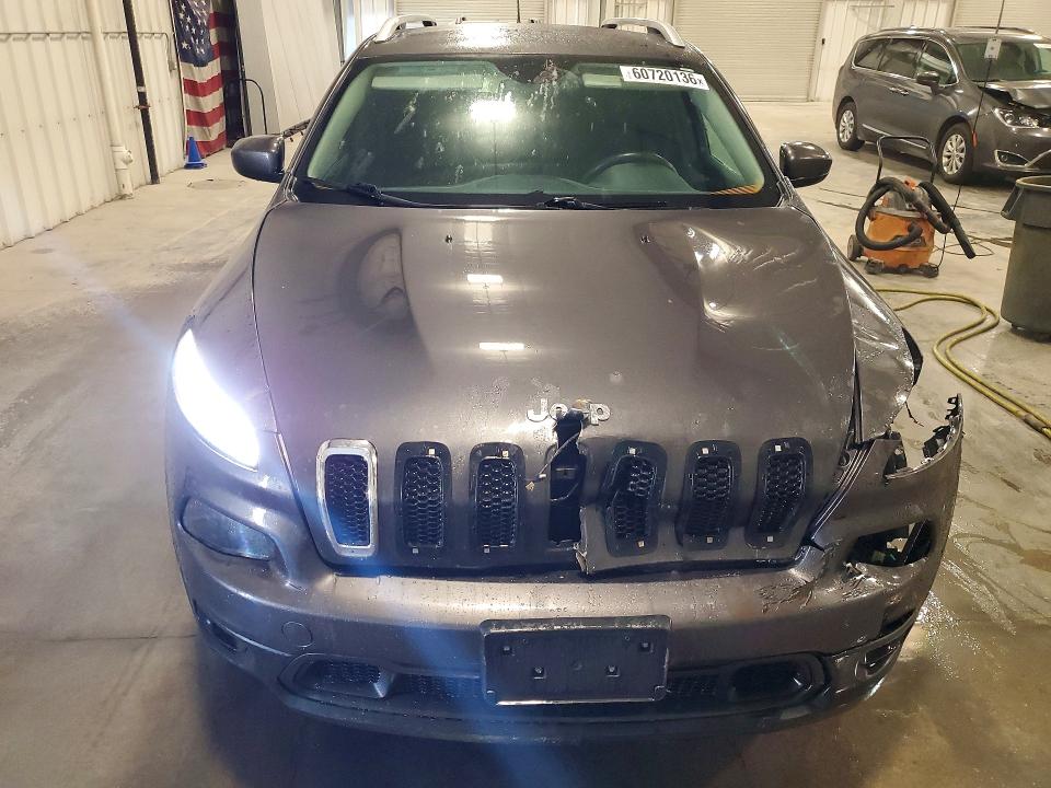 2015 Jeep Cherokee მანქანა იყიდება აუქციონზე, vin: 1C4PJMCS4FW687117, აუქციონის ნომერი: 60720136