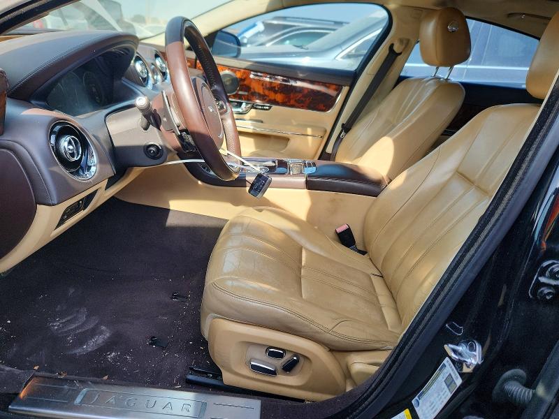 2013 Jaguar Xj მანქანა იყიდება აუქციონზე, vin: SAJWA1C72D8V52873, აუქციონის ნომერი: 62779836
