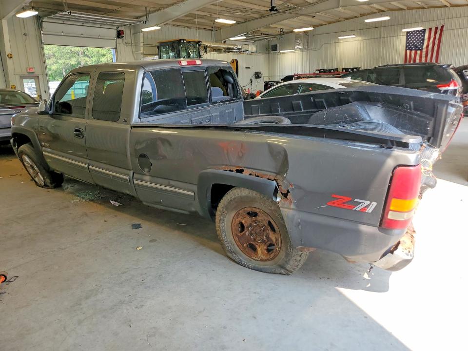 62441196 :رقم المزاد ، 1GCEK19T5YE261836 vin ، 2000 Chevrolet Silverado مزاد بيع