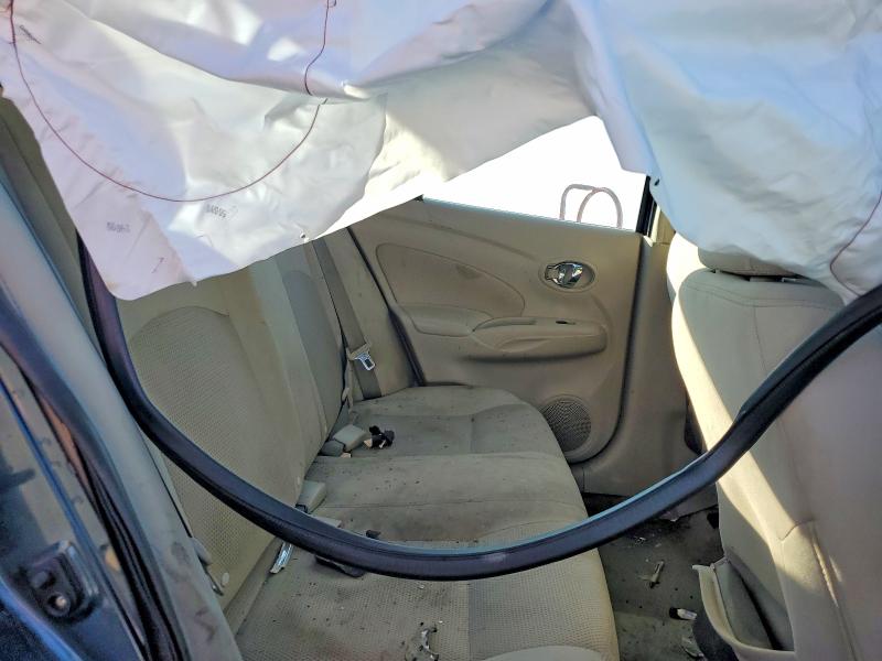 61213396 :رقم المزاد ، 3N1CN7AP7GL802497 vin ، 2016 Nissan Versa مزاد بيع