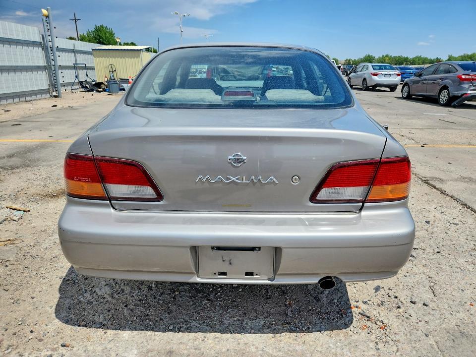 Aukcja sprzedaży 1999 Nissan Maxima, vin: JN1CA21D9XT821780, numer aukcji: 62899576