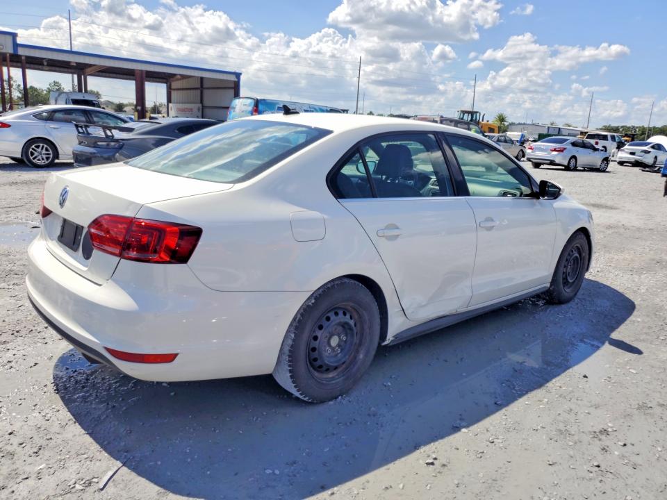 2013 Volkswagen Jetta მანქანა იყიდება აუქციონზე, vin: 3VW5S7AJ0DM279515, აუქციონის ნომერი: 61623936