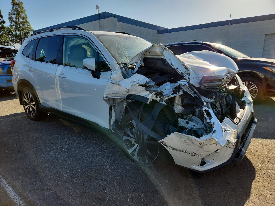 Продажа на аукционе авто 2023 Subaru Forester, vin: JF2SKAPCXPH452852, номер лота: 60403756
