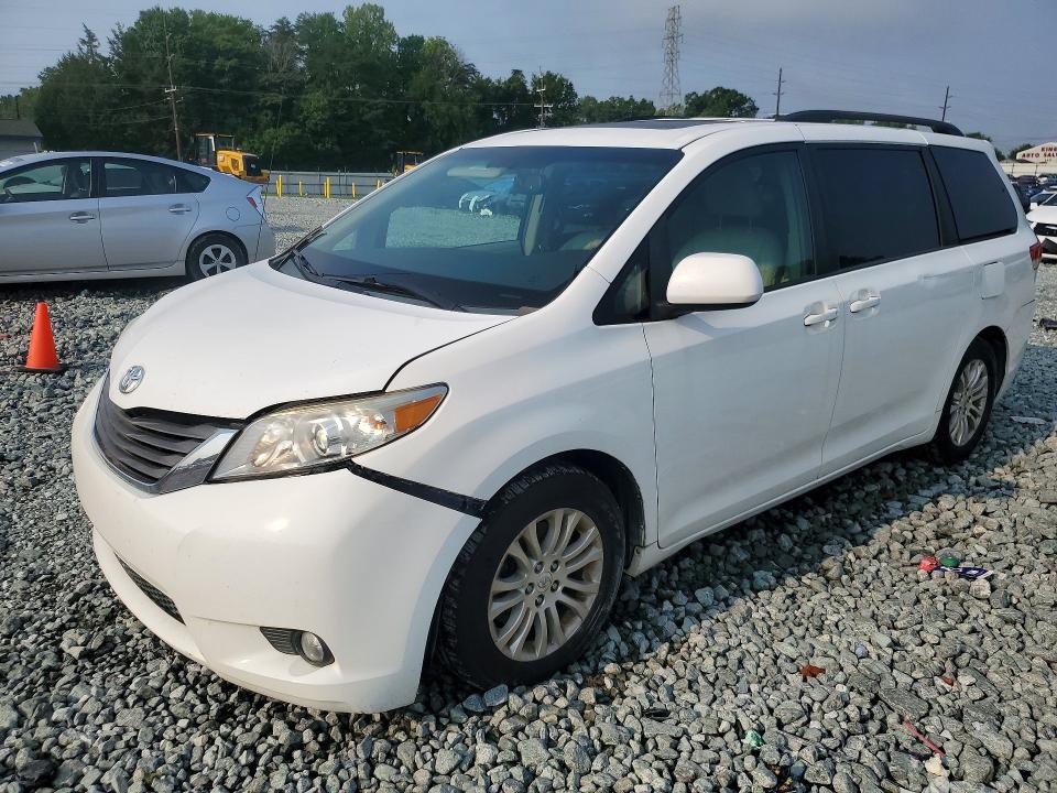 Продажа на аукционе авто 2011 Toyota Sienna, vin: 5TDYK3DC9BS041357, номер лота: 62099026
