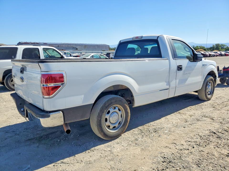 61387846 :رقم المزاد ، 1FTNF1CF9CKD39780 vin ، 2012 Ford F150 مزاد بيع