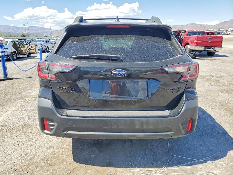 60864046 :رقم المزاد ، 4S4BTGLD1M3107694 vin ، 2021 Subaru Outback مزاد بيع