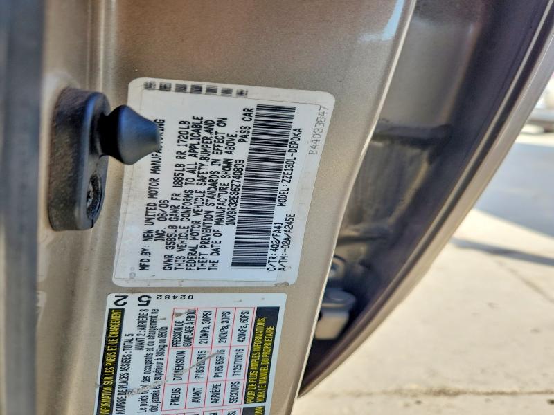 61801166 :رقم المزاد ، 1NXBR32E36Z740809 vin ، 2006 Toyota Corolla مزاد بيع