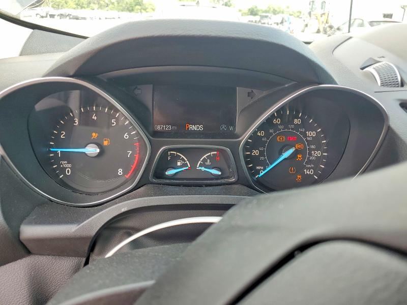 2018 Ford Escape მანქანა იყიდება აუქციონზე, vin: 1FMCU0HD3JUC39797, აუქციონის ნომერი: 60394696