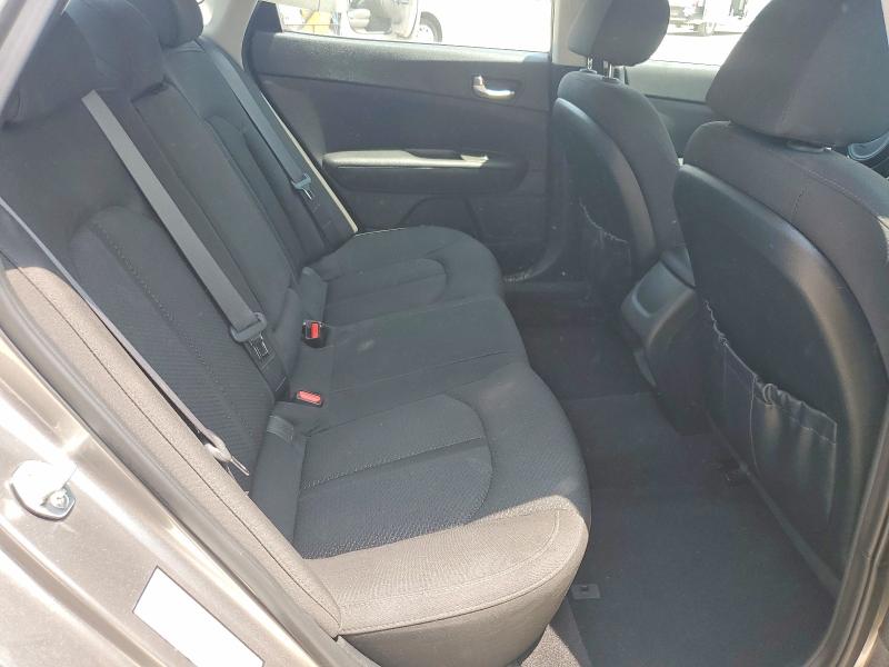 62822866 :رقم المزاد ، 5XXGT4L35HG139439 vin ، 2017 Kia Optima مزاد بيع