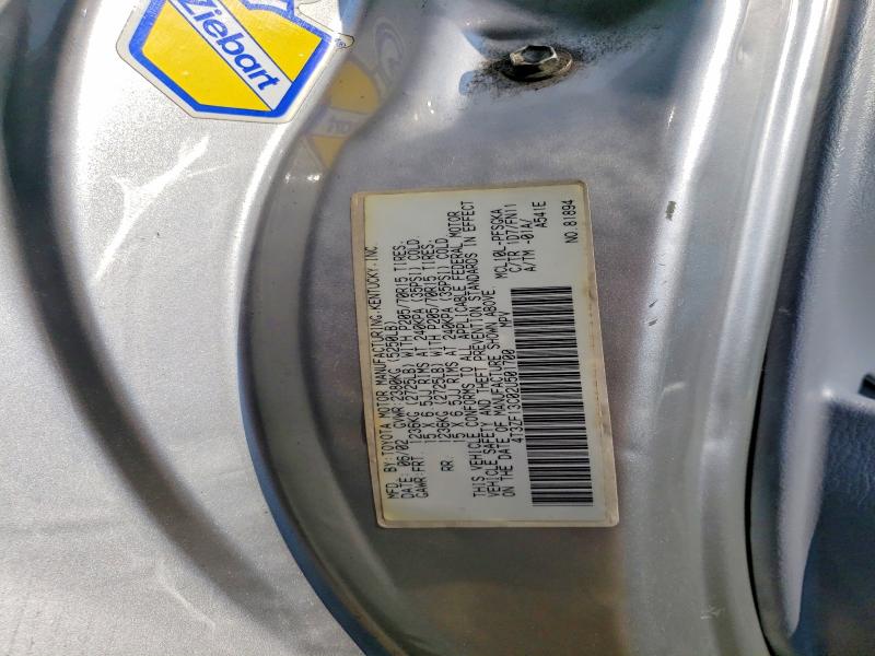 2002 Toyota Sienna მანქანა იყიდება აუქციონზე, vin: 4T3ZF13C02U501700, აუქციონის ნომერი: 60715876