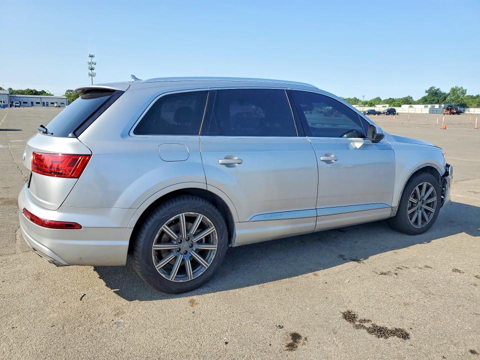 Продаж на аукціоні авто 2019 Audi Q7, vin: WA1LAAF70KD001417, номер лоту: 58813116