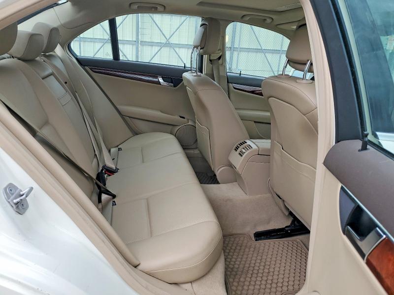 62058716 :رقم المزاد ، WDDGF8BB6BR153156 vin ، 2011 Mercedes-benz C مزاد بيع