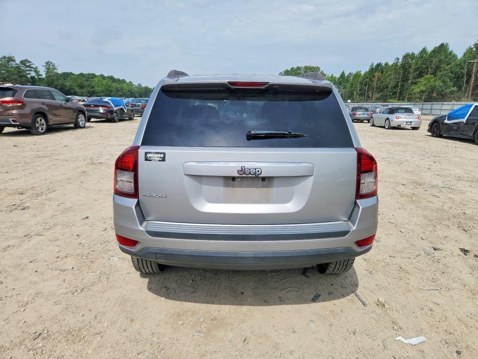 61630076 :رقم المزاد ، 1C4NJDBB3FD416621 vin ، 2015 Jeep Compass مزاد بيع