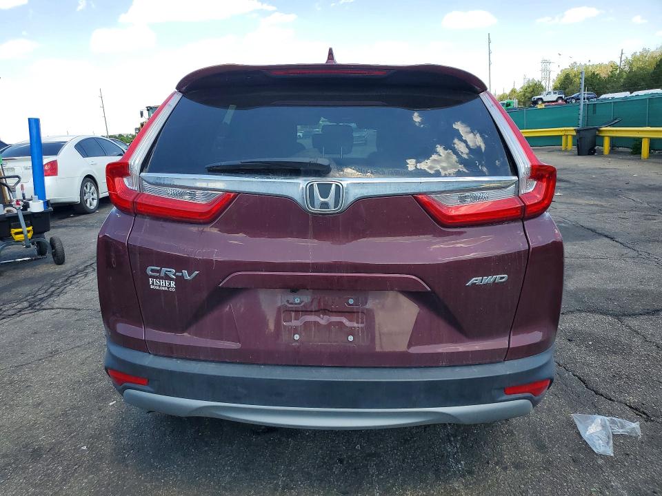 61864046 :رقم المزاد ، 7FARW2H8XJE014832 vin ، 2018 Honda Cr-v مزاد بيع