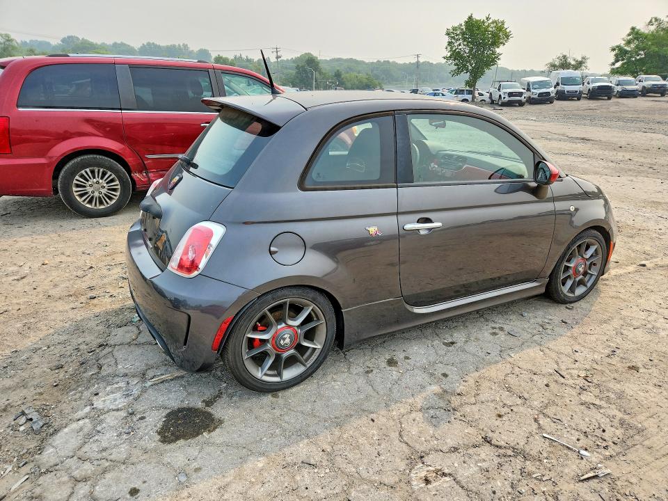 Продажа на аукционе авто 2015 Fiat 500, vin: 3C3CFFFH3FT721800, номер лота: 58840086