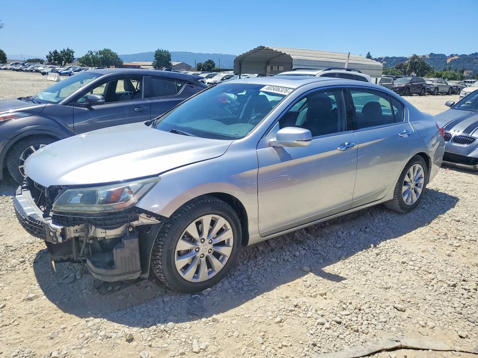 Auction sale of the 2013 Honda Accord, vin: 1HGCR3F87DA024945, lot number: 60506326