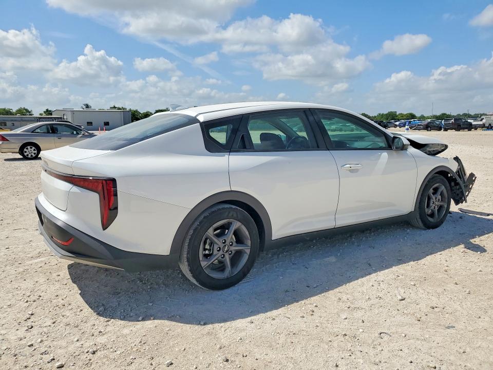 Продажа на аукционе авто 2025 Kia K4, vin: 3KPFT4DE4SE115886, номер лота: 59908396