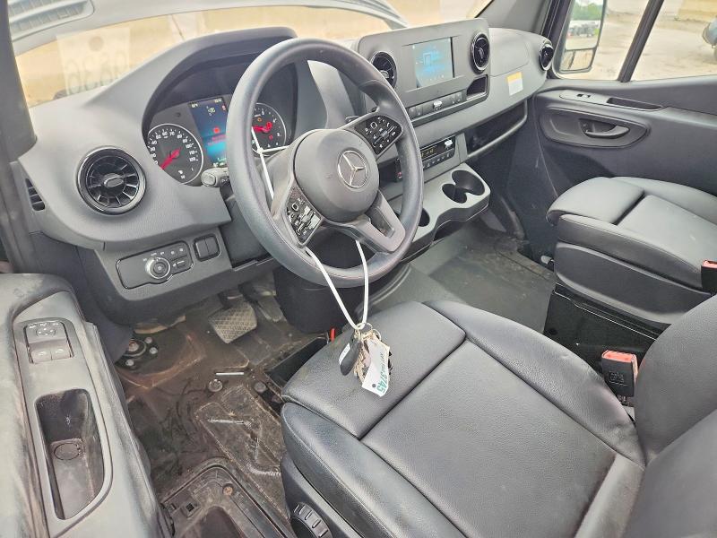 62037496 :رقم المزاد ، W1Z4KFHY4RP663012 vin ، 2024 Mercedes-benz Sprinter مزاد بيع