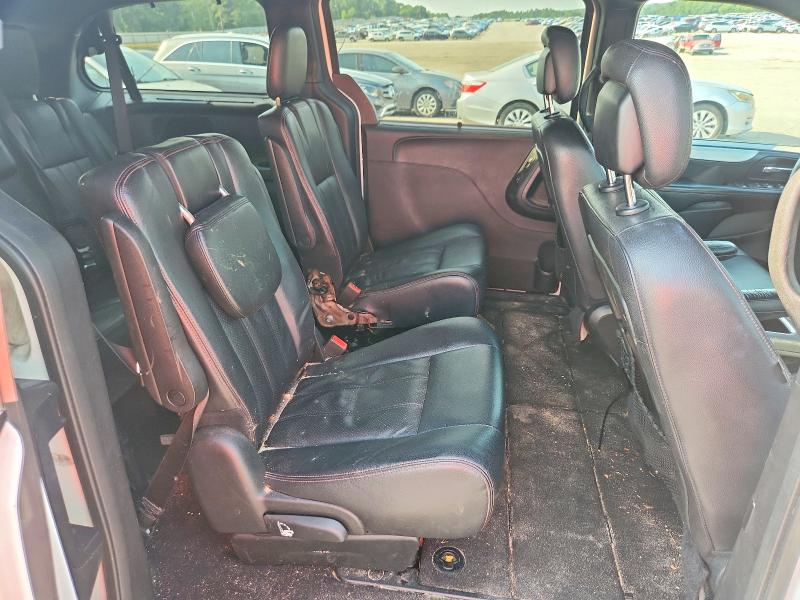 60812746 :رقم المزاد ، 2C4RDGEG8HR842290 vin ، 2017 Dodge Grand Caravan مزاد بيع