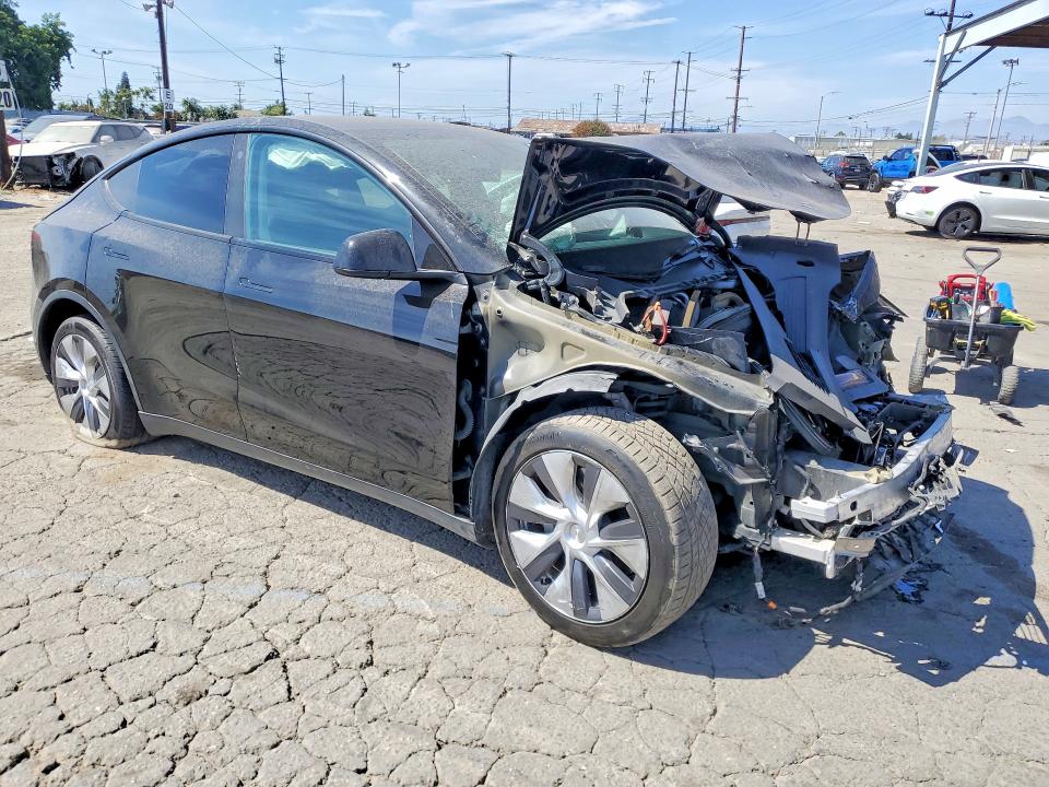 61410046 :رقم المزاد ، 5YJYGDEE8MF162119 vin ، 2021 Tesla Model Y مزاد بيع