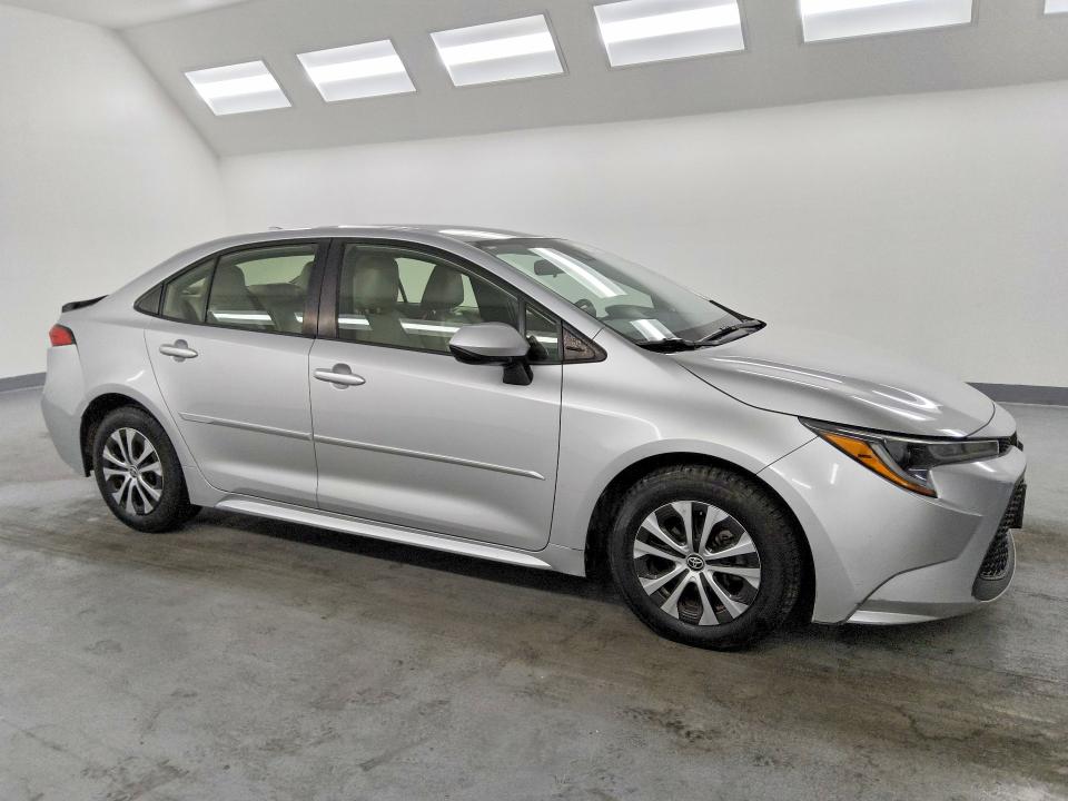 Продажа на аукционе авто 2022 Toyota Corolla, vin: JTDEAMDE4NJ051048, номер лота: 85984985