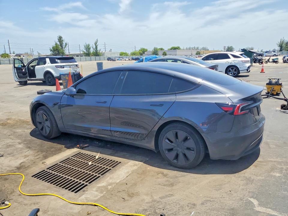 Продаж на аукціоні авто 2025 Tesla Model 3, vin: 5YJ3E1EA5SF034736, номер лоту: 61131336