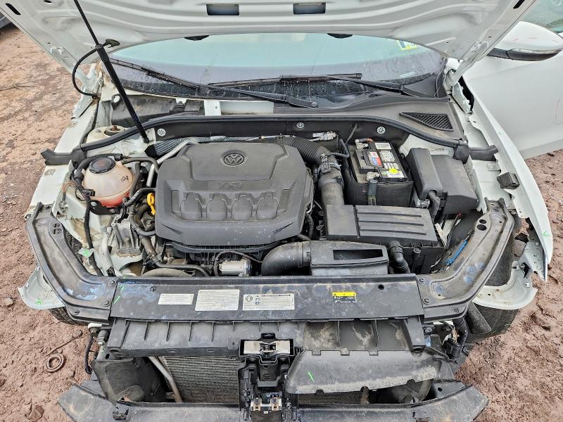 59649326 :رقم المزاد ، 1VWBA7A35JC031488 vin ، 2018 Volkswagen Passat مزاد بيع